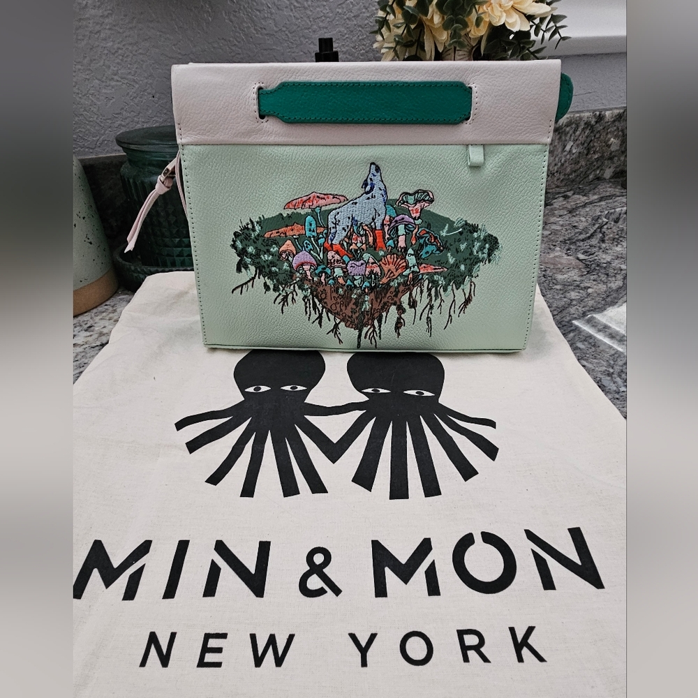 Nwt Min And Mom Crossbody